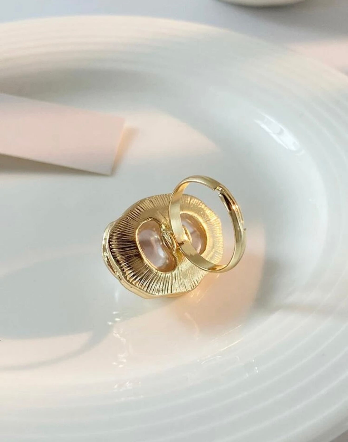 Lily adjustable ring