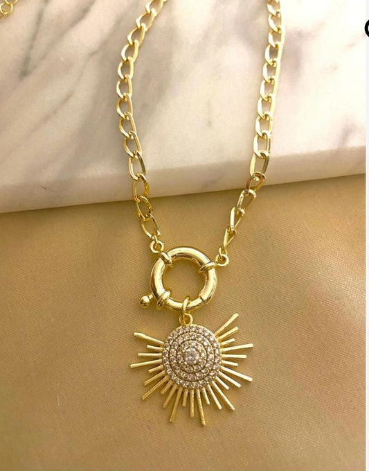 Sun Shape Necklace